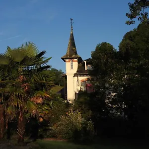 Couette-café Petit Château, Laborde