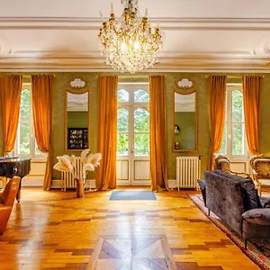Maison d'hôtes Le Manoir Du Thouron, Saint-Sulpice (Oise)